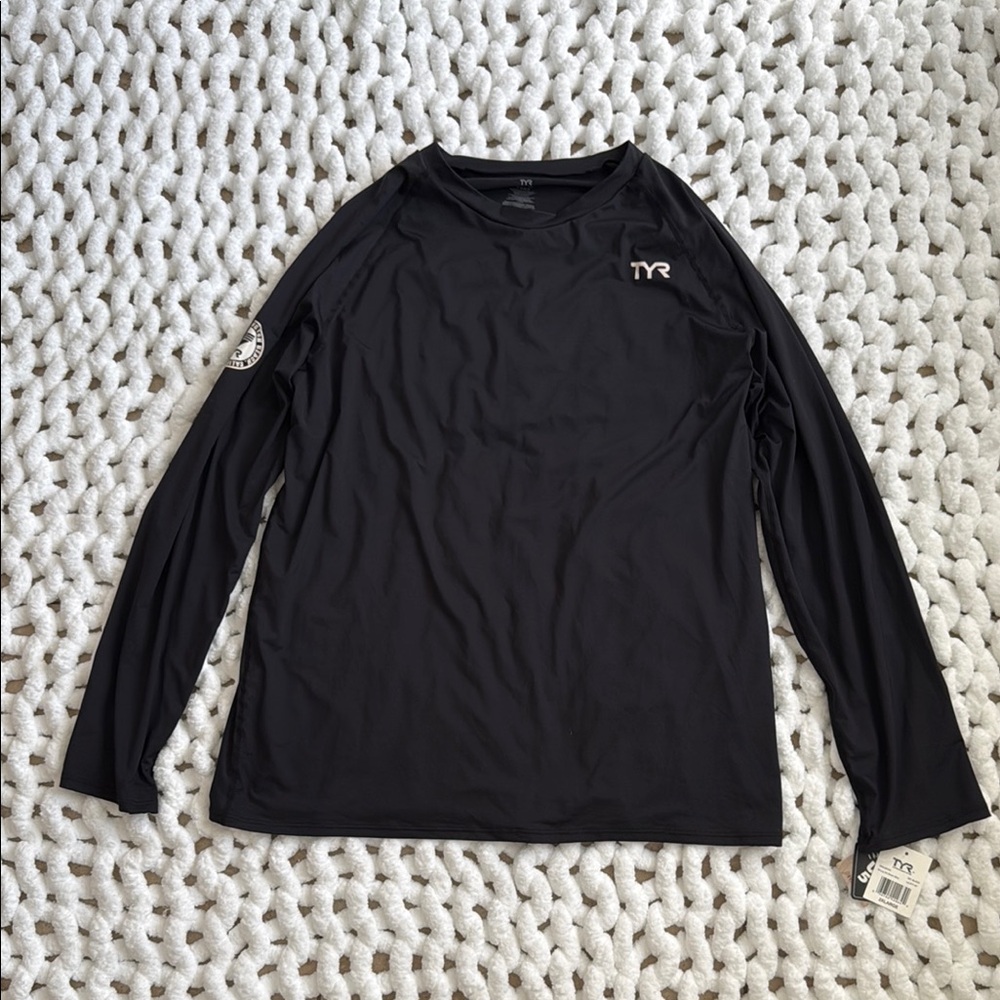 TYR UPF 50 Black Swim Shirt Size 2XL NWT